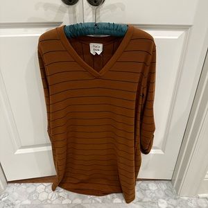 Cute knit dress. EUC